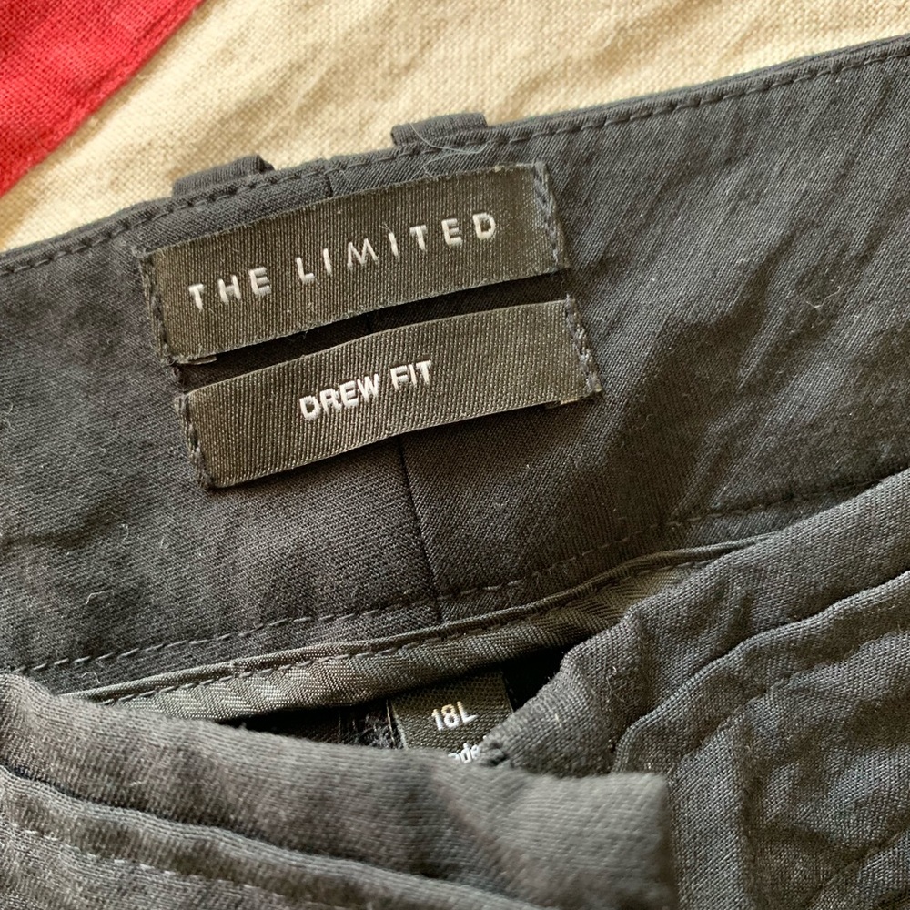 Black pants - Picture 2 of 3
